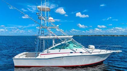 35' Cabo 1998 Yacht For Sale